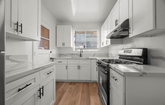 4320 Santa Rosalia Dr.