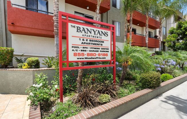 The Banyans Monument Sign