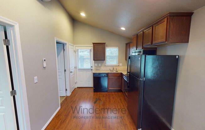 1 bed, 1 bath, 400 sqft, $1,195, Unit chin290-1