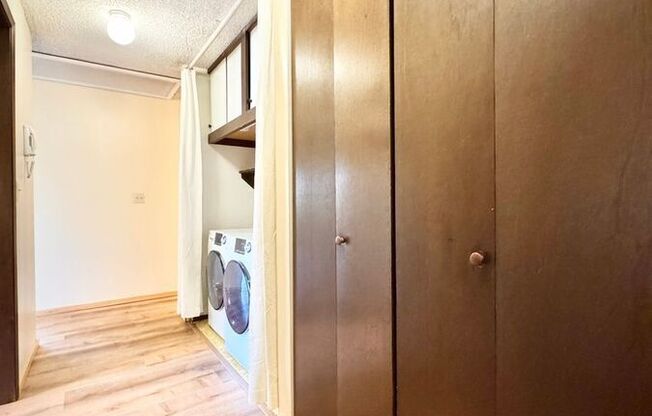 10622 MERIDIAN AVE N