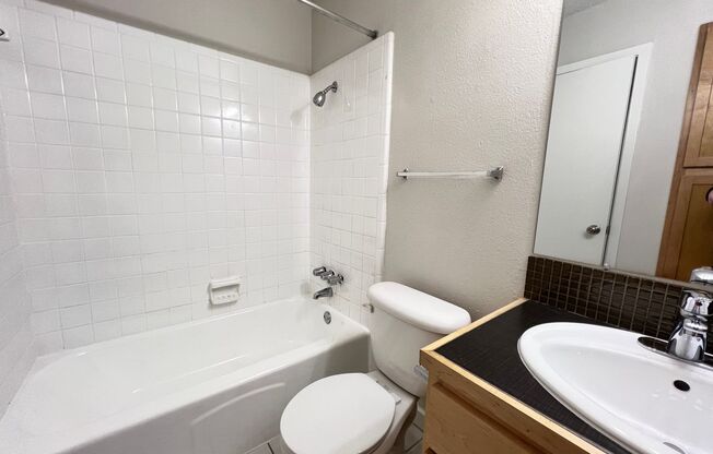 1 bed, 1 bath, 720 sqft, $1,229, Unit BOU-111