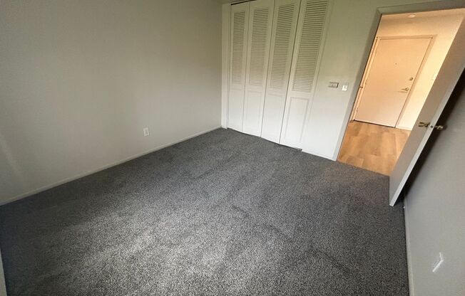 1 bed, 1 bath, $995, Unit 240