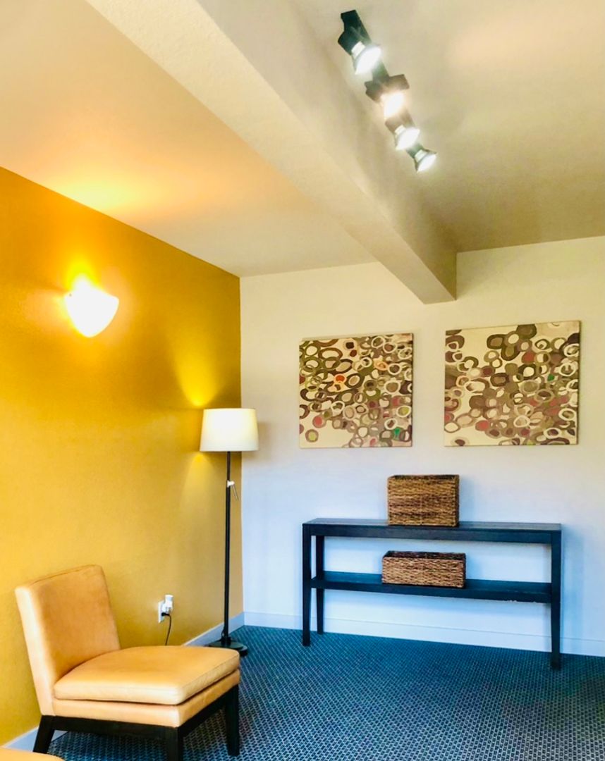Francis Ave Apartments
