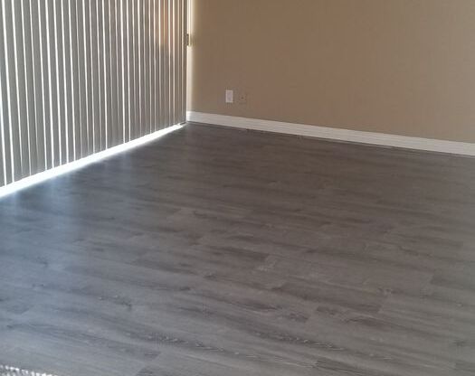 Studio, 1 bath, 575 sqft, $1,600, Unit # 101