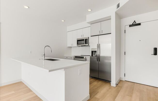 2 beds, 2 baths, 1,055 sqft, $2,699, Unit 314