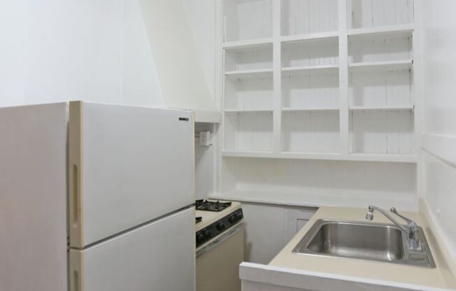 1235 Bush Street #25