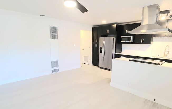 1 bed, 1 bath, 587 sqft, $1,194, Unit 5-02