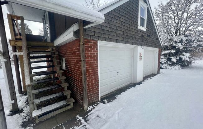 3571 Brodhead Road (White Glove)
