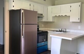 1 bed, 1 bath, $1,025, Unit 6