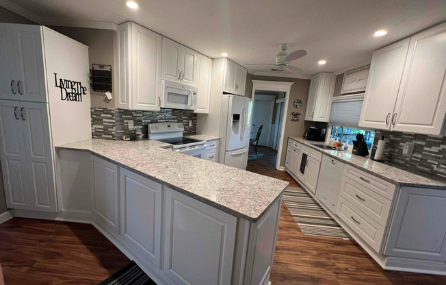 213 CHARDIN DR