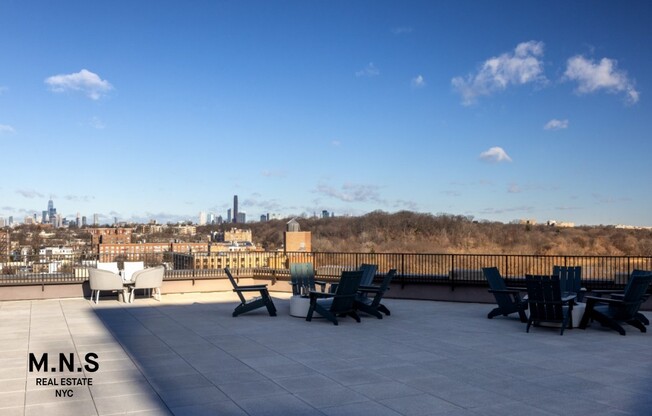 1 bed, 1 bath, $3,500, Unit 1019