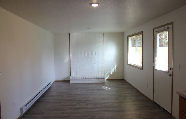 3 bedroom 1 bath home in Hillsboro near Max line