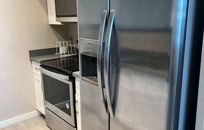 2 beds, 2 baths, $1,245, Unit #111