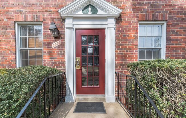 2011 Key Blvd #596, Arlington VA 22201