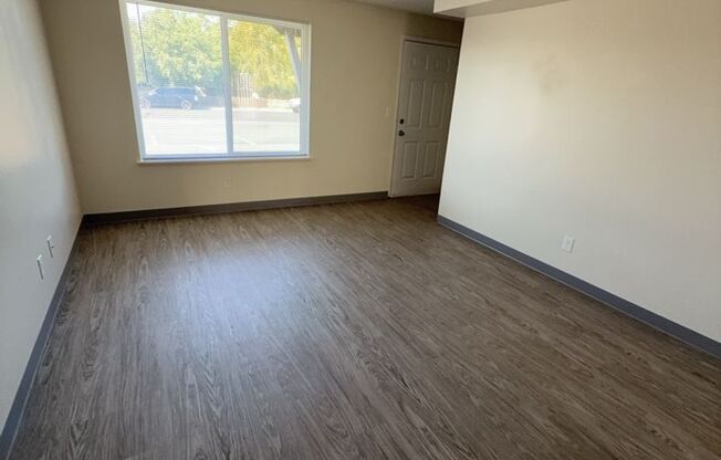 2 beds, 1.5 baths, 942 sqft, $1,399, Unit 4421A08