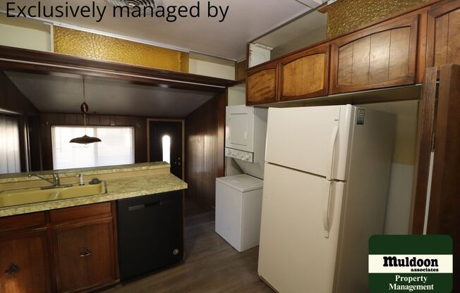 Available Now! Check out This Pet Friendly Home!