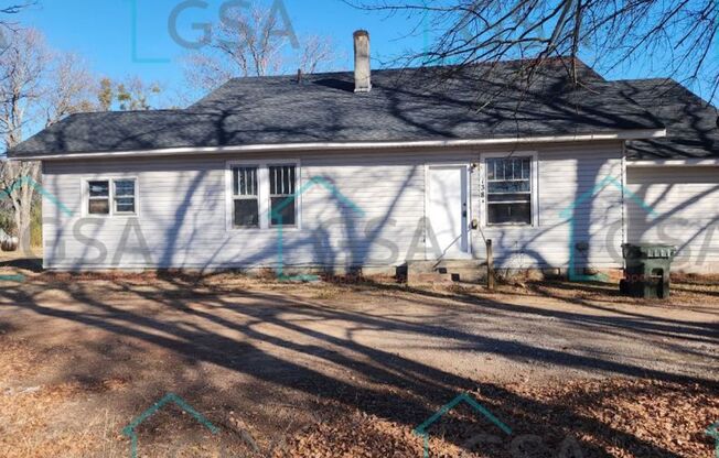 2 beds, 2 baths, 1,150 sqft, $975, Unit 138 Mason Street-A