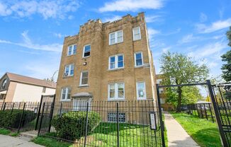 1215 - 1219 E 72nd St