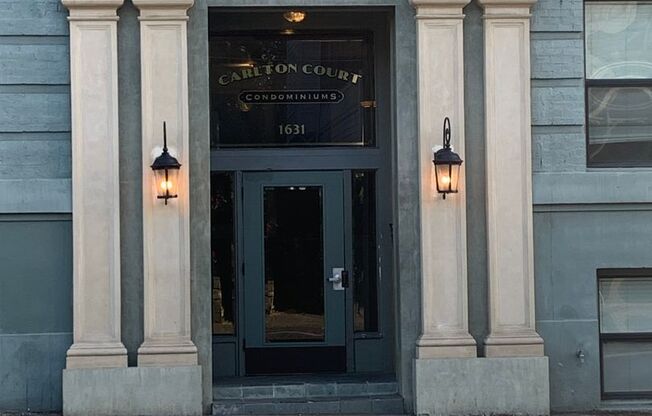 Historic Charm in the Heart of NW Portland | Studio with In-Unit W/D! Move In Special $500 Off!