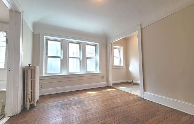 Studio, 1 bath, $745, Unit 112