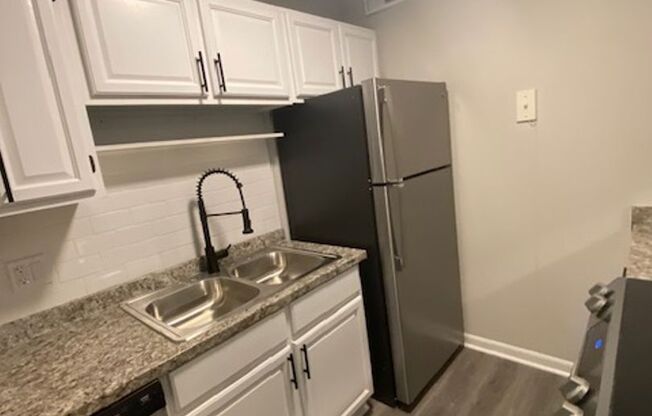 1 bed, 1 bath, 745 sqft, $1,175