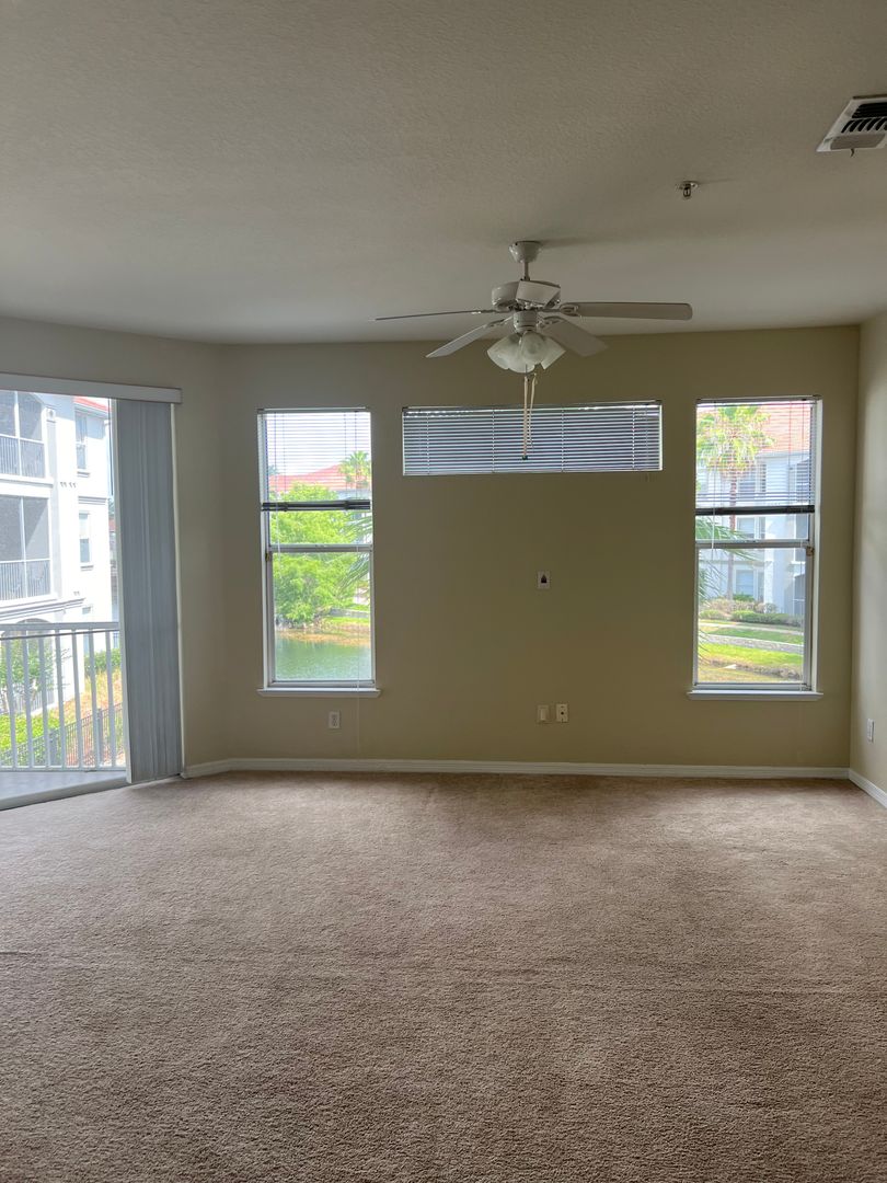 Maitland Area 2/2 Condo with Water View