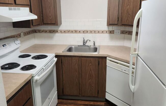 1 bed, 1 bath, 580 sqft, $995, Unit 316