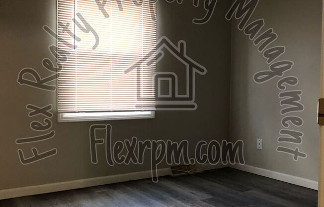 2 Bedroom unit located in Maumee School District