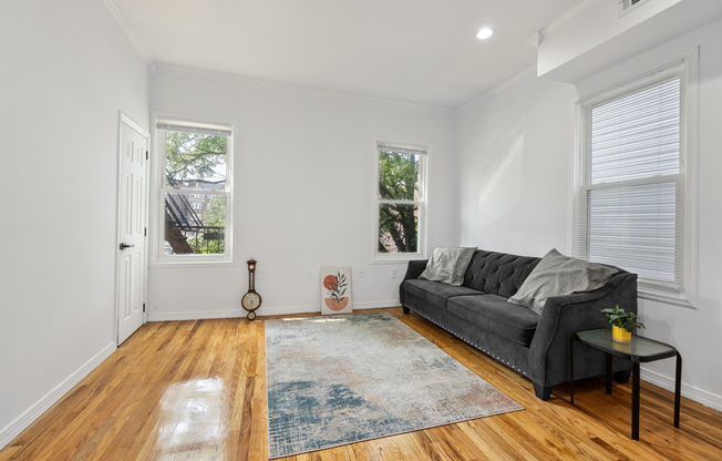 119 CLENDENNY AVE