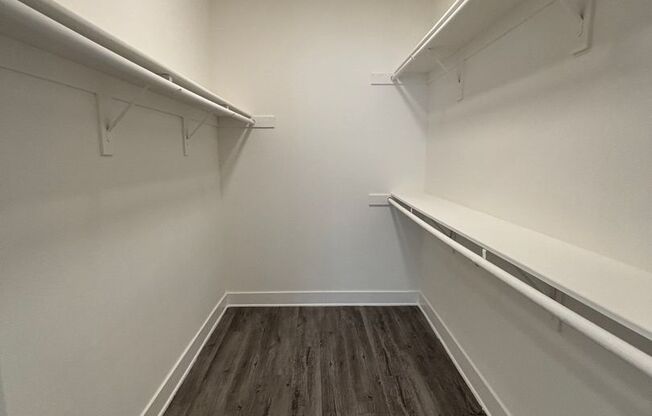 2 beds, 2 baths, 1,150 sqft, $2,195, Unit 201