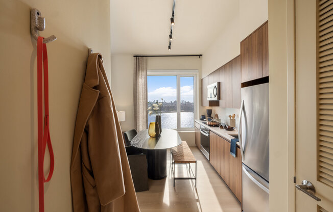 2 beds, 2 baths, $8,500, Unit 3310S