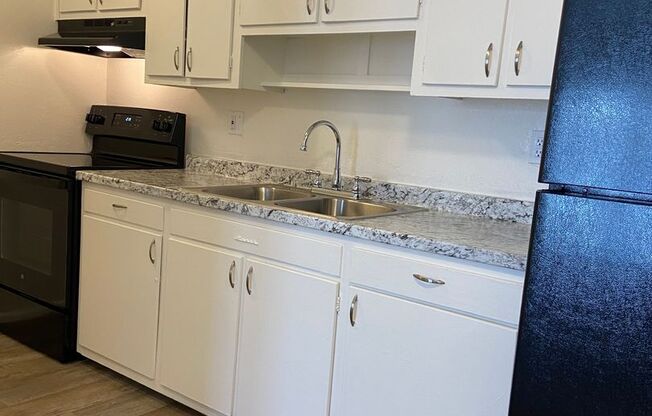 1 bed, 1 bath, 600 sqft, $875, Unit B08