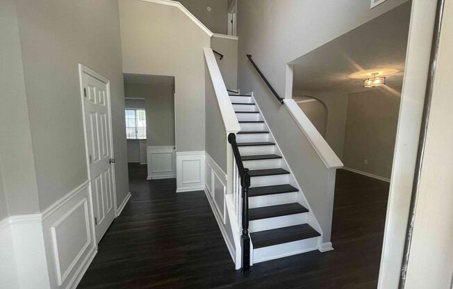 Updated 4BR Home in Legacy Park