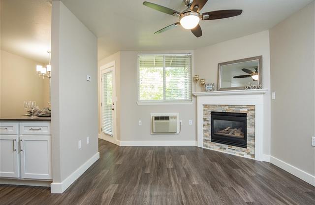 Twin Creeks | Living Space