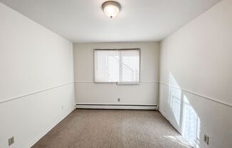 2712 Pillsbury Ave S