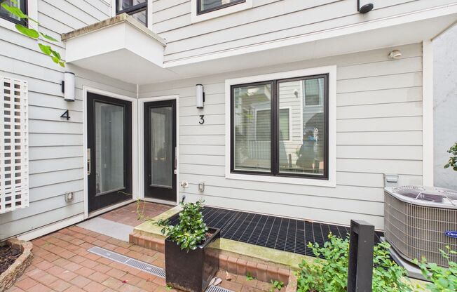Exquisite Boutique Condo in the Heart of Queen Village – Luxury Living Awaits!