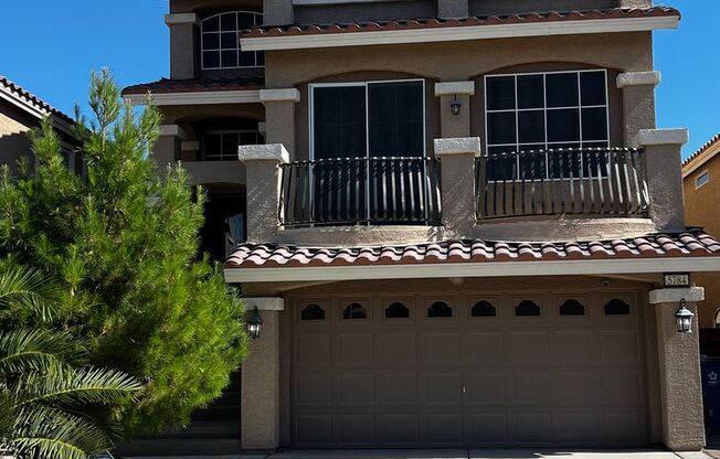 Dual Primary Suites, Heated Pool & Spa in Southwest Las Vegas. SOLAR Panels