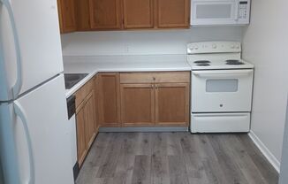 2 beds, 2 baths, $1,400, Unit G