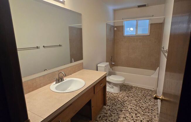 Tracy Ann Apartments