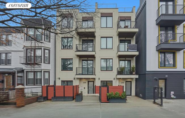 256 WINTHROP ST