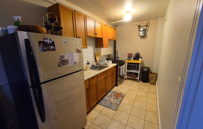 1 bed, 1 bath, $2,450, Unit 26