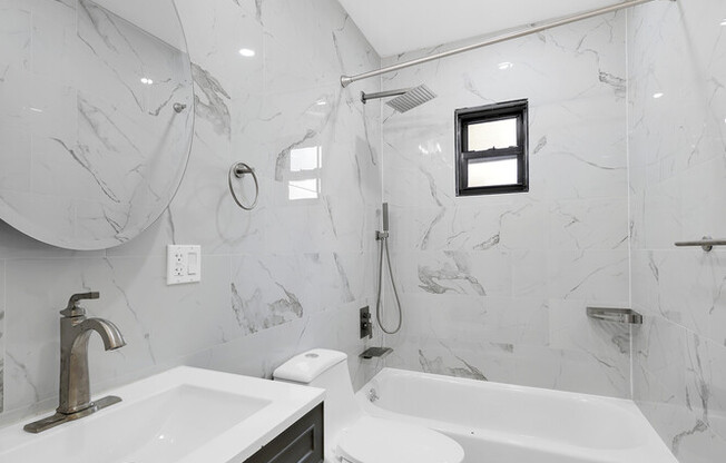 629 E 28 ST
