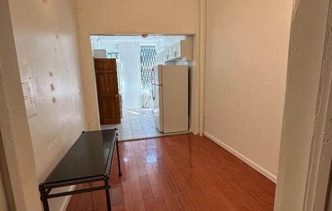 223 VAN BRUNT ST