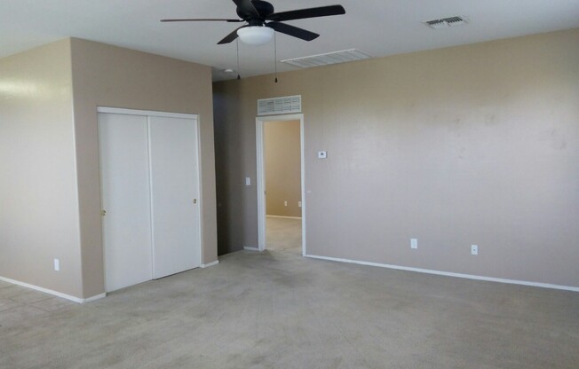 Private Corner lot in Desirable Riverbend Neighborhood