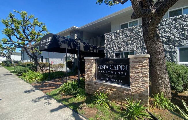 Vista Capri Apartments in Kearny Mesa