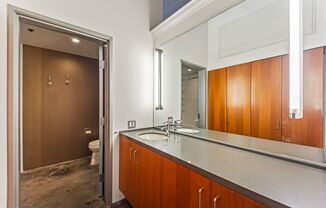 1 bed, 1 bath, 1,385 sqft, $4,200, Unit 413