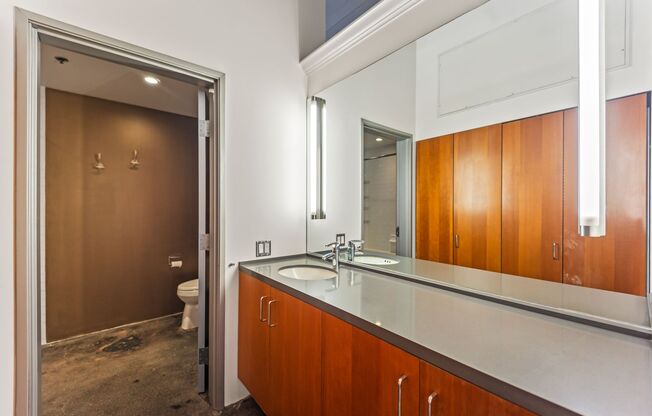 1 bed, 1 bath, 1,385 sqft, $4,200, Unit 413