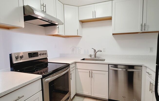 Beautiful and Cozy Unit in Tukwila!