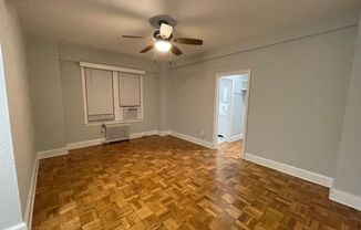 Studio, 1 bath, 300 sqft, $1,700, Unit 706