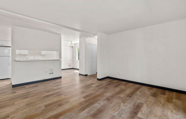 1 bed, 1 bath, 750 sqft, $1,395, Unit C-06